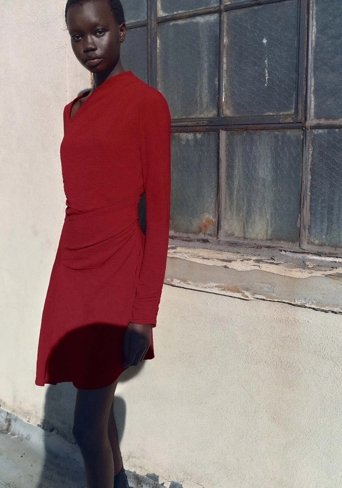 Asymmetric draped gown - Red
