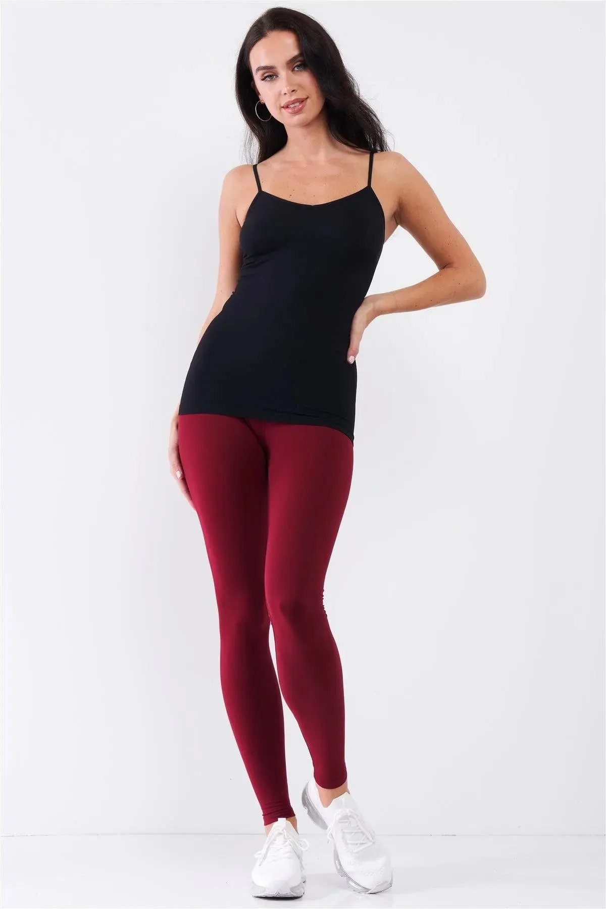 Black Solid Sleeveless V-Neck Ribbed Tight Cami Top /3-3
