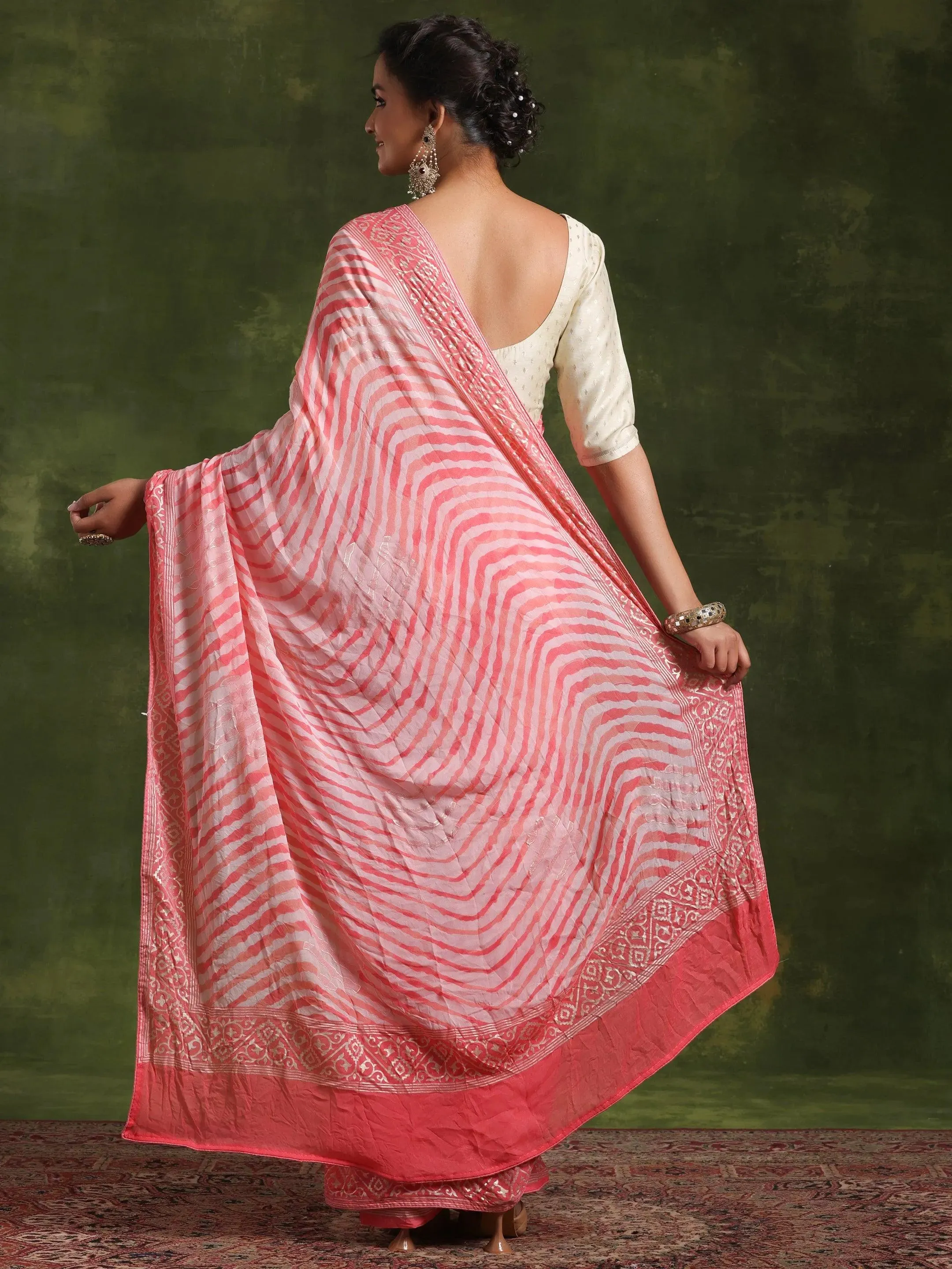 Coral Printed Poly Georgette Saree With Unstitched Blouse Piece