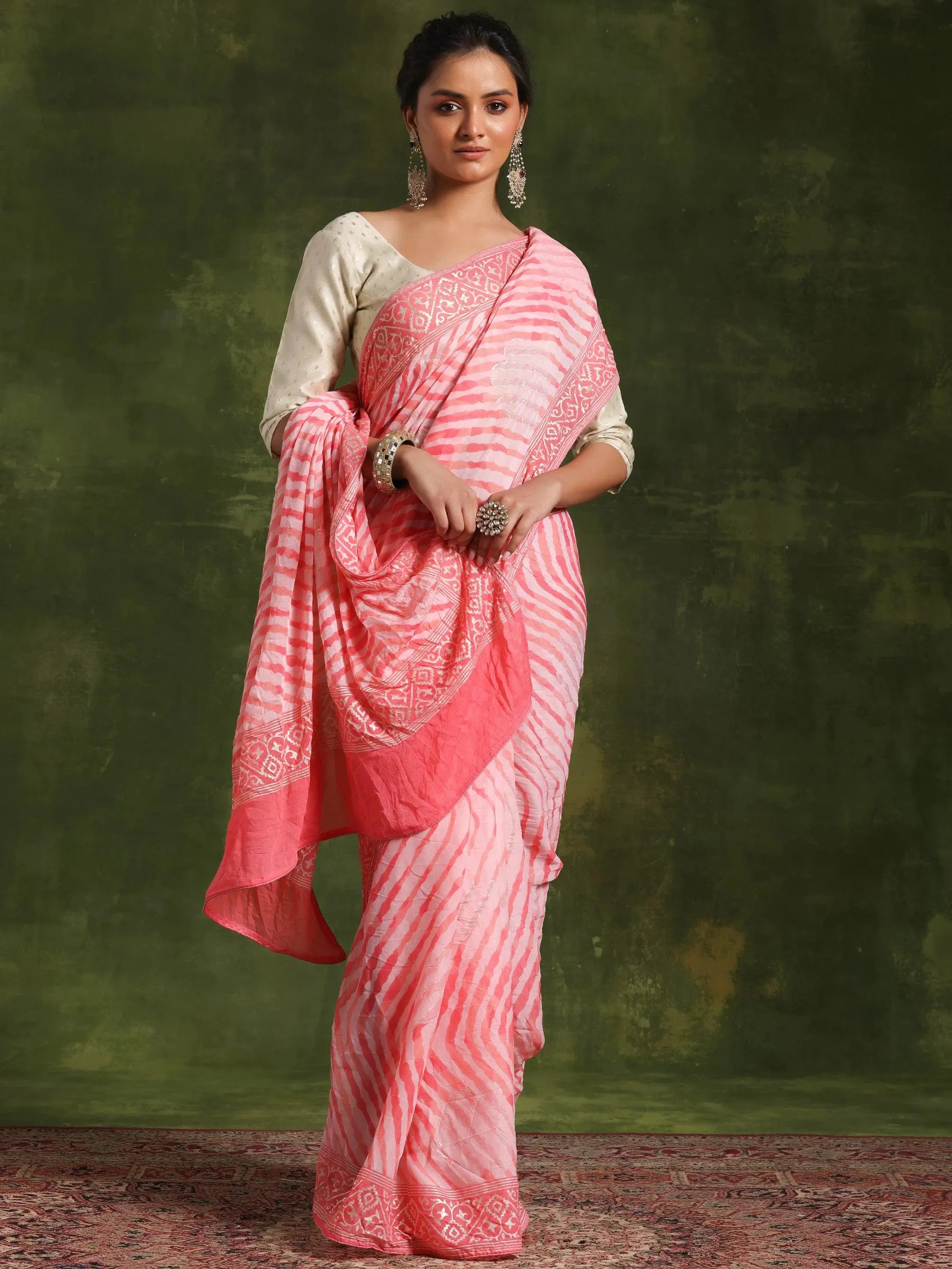 Coral Printed Poly Georgette Saree With Unstitched Blouse Piece
