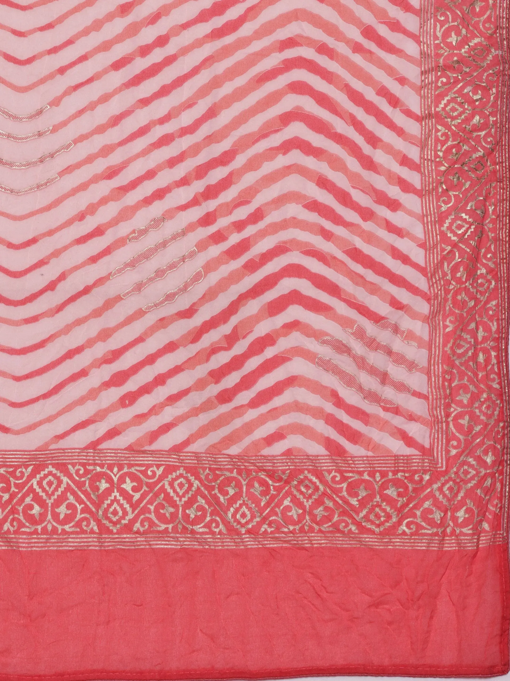 Coral Printed Poly Georgette Saree With Unstitched Blouse Piece