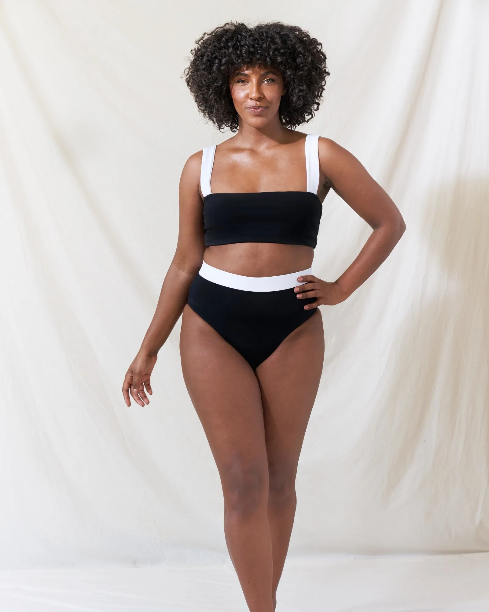 CURRENT TOP | BLACK