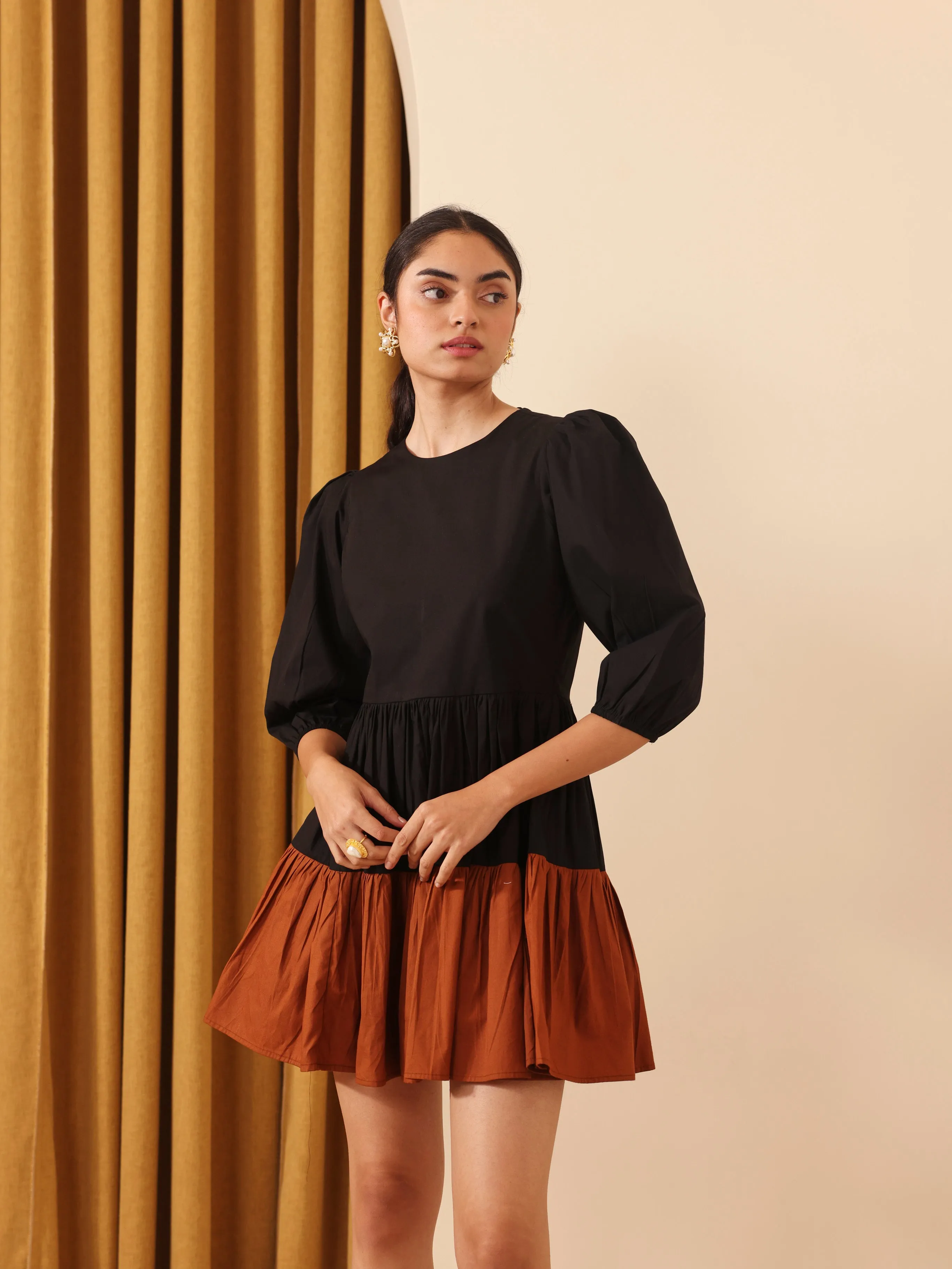 Flair Dress (Black)