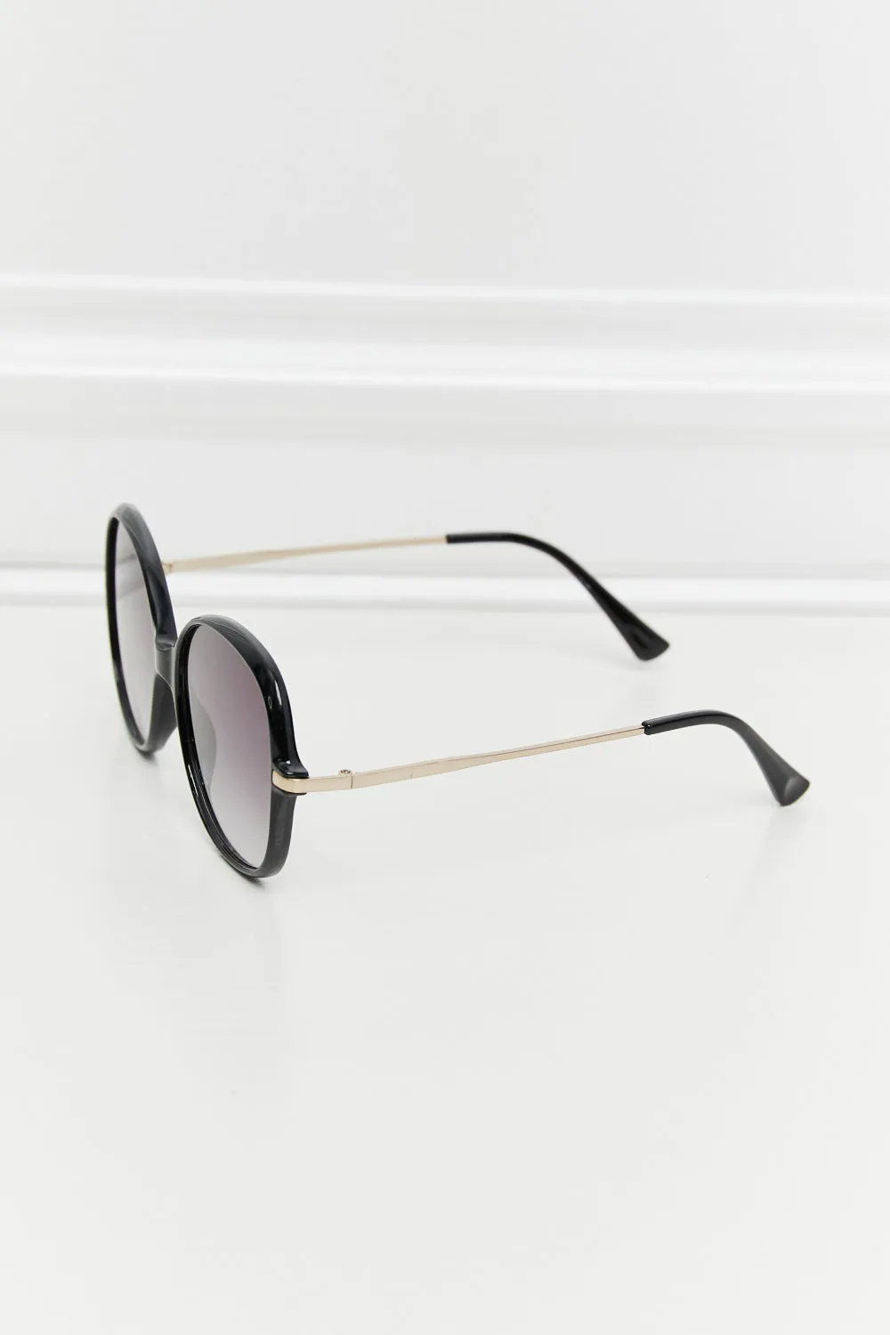 On A Perfect Day Metal-Plastic Hybrid Full Rim Sunglasses