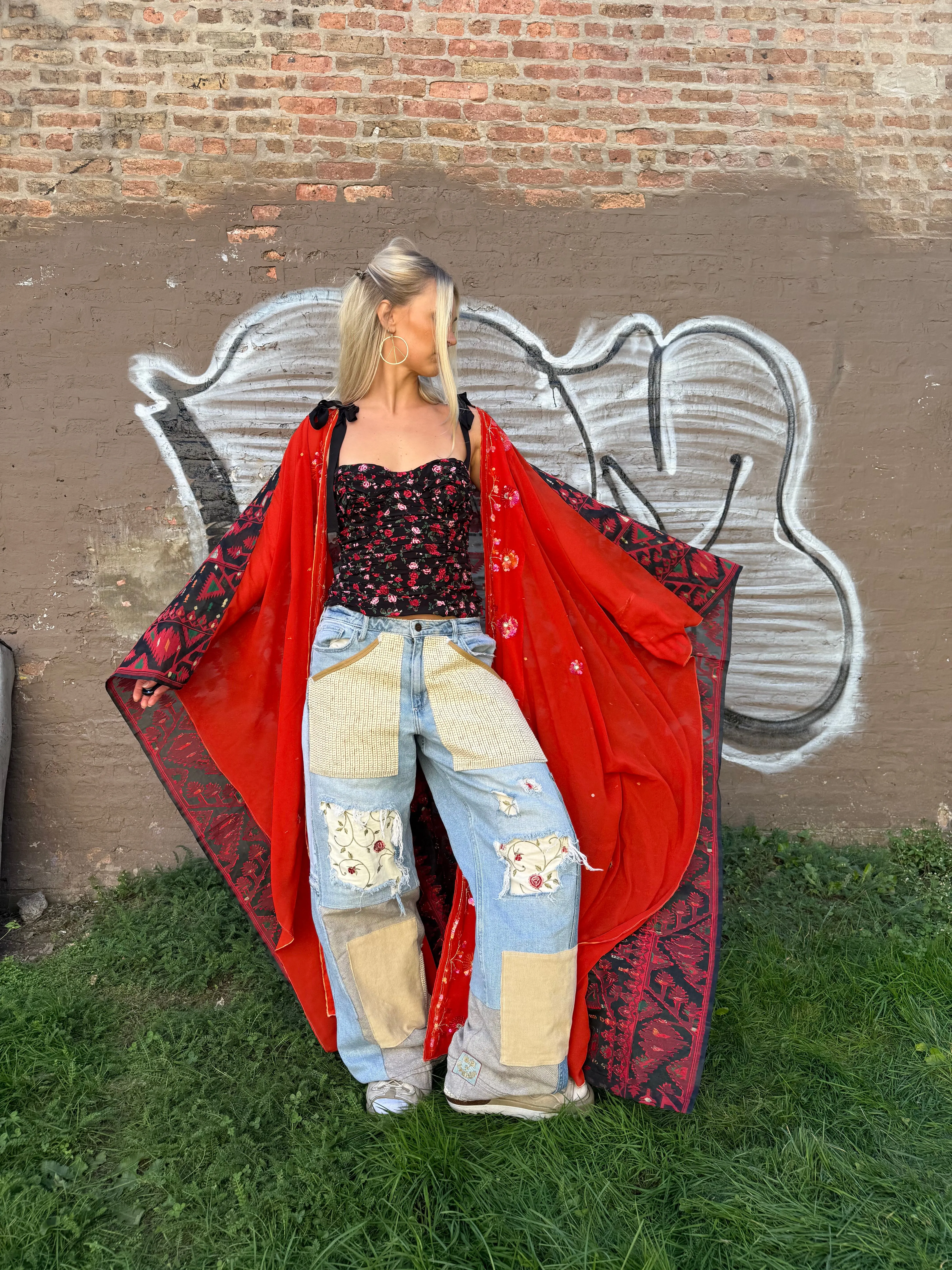 Reclaimed Catch me, I’m Levitating Kimono