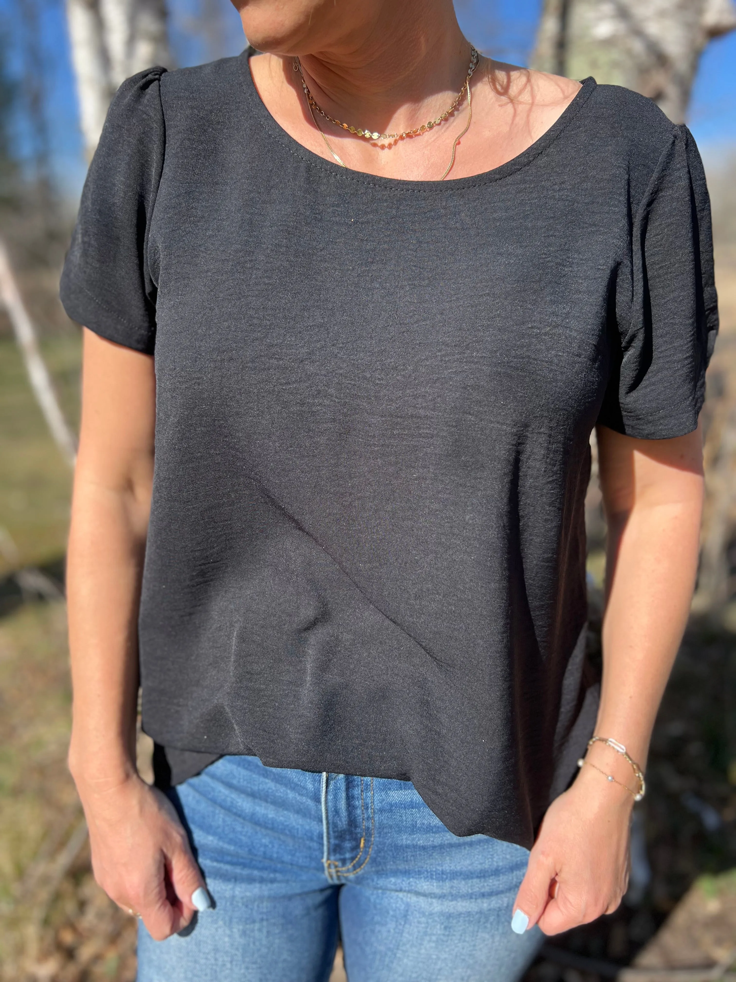 Short Sleeve Flowy Blouse