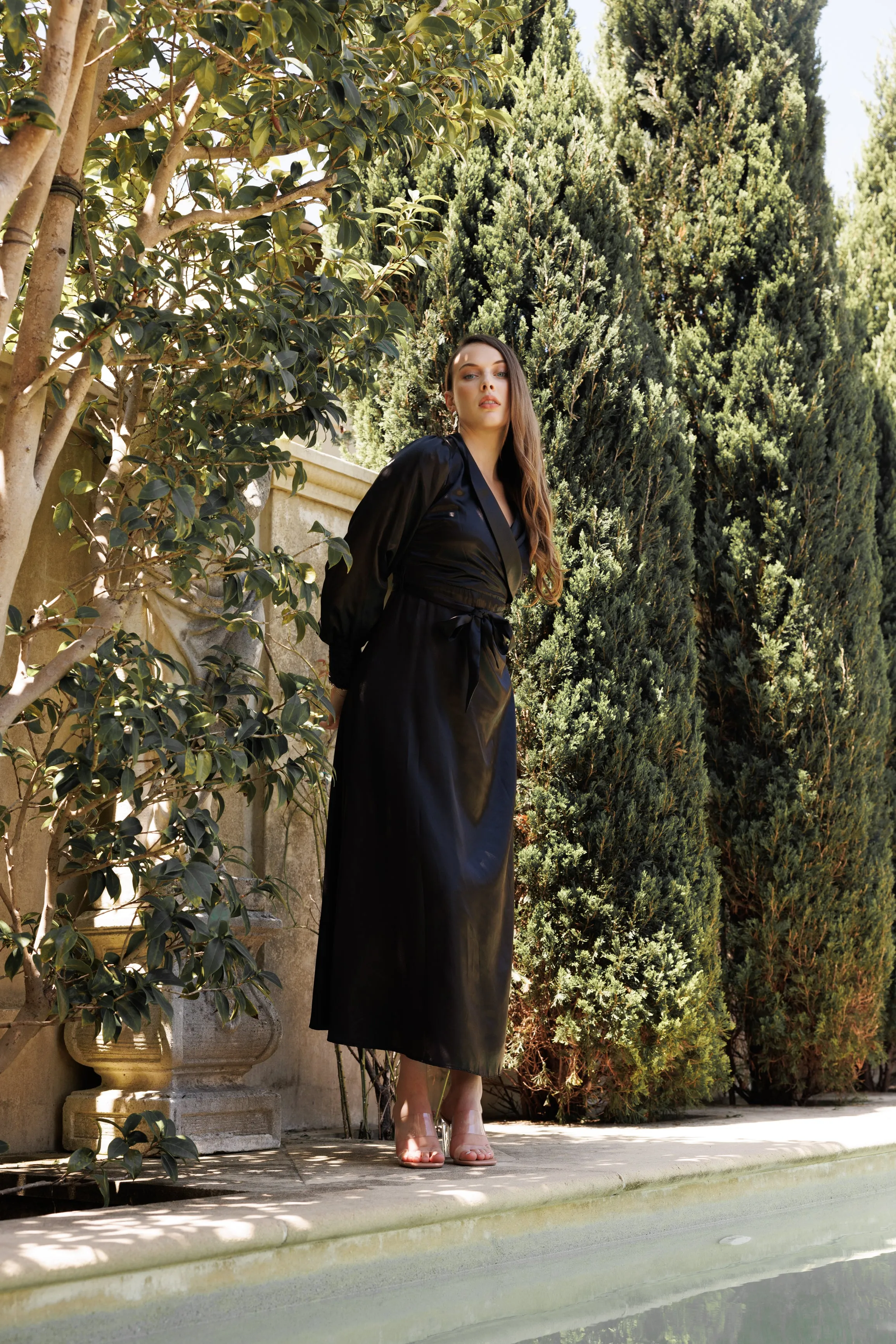 V NECK MAXI DRESS