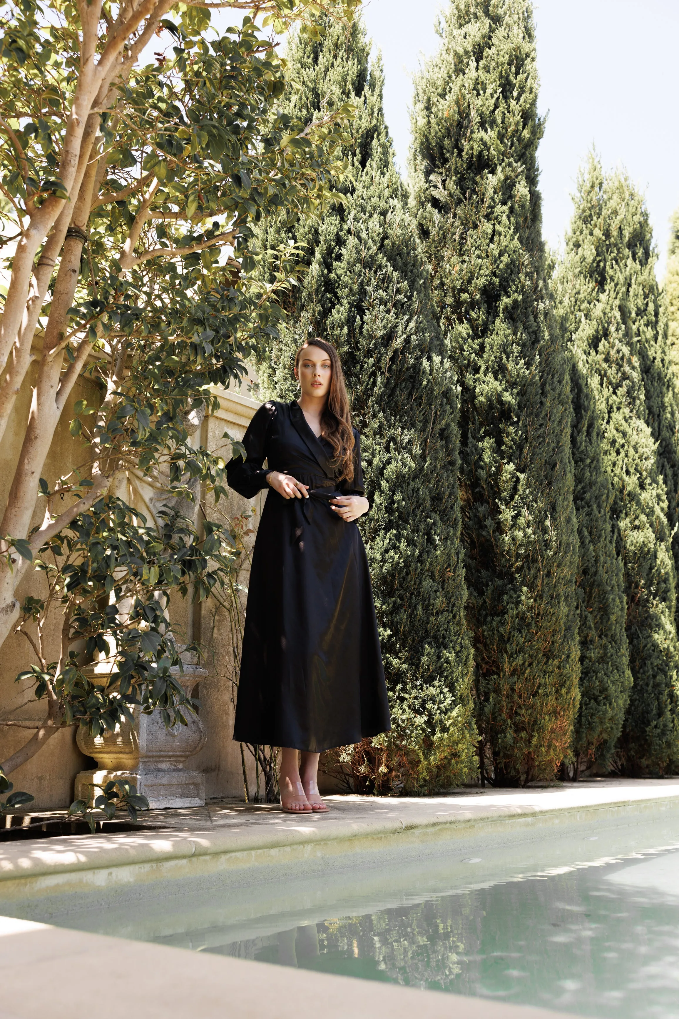 V NECK MAXI DRESS