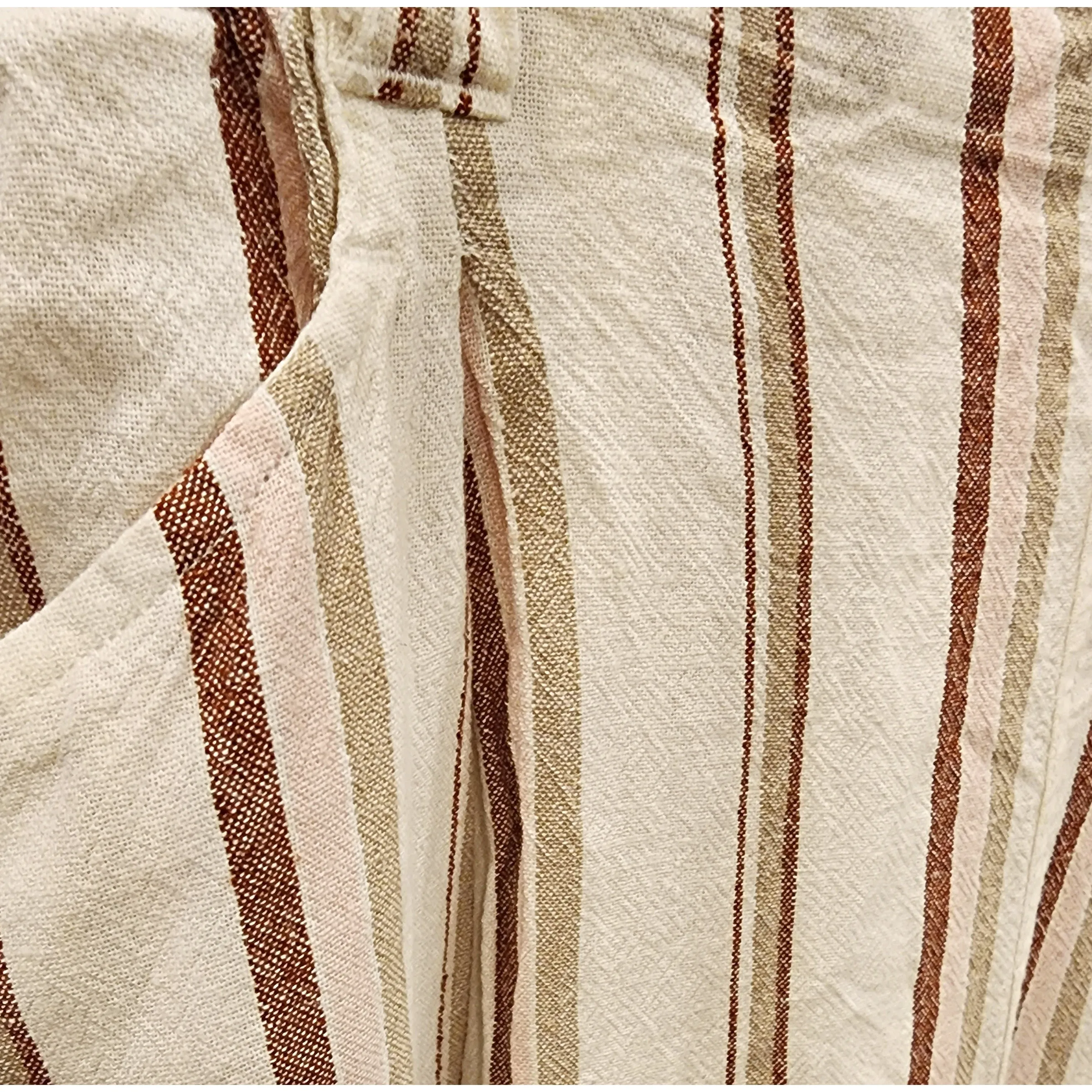 White skirt with virtical red and pink striped print size XL (best fits size 16)