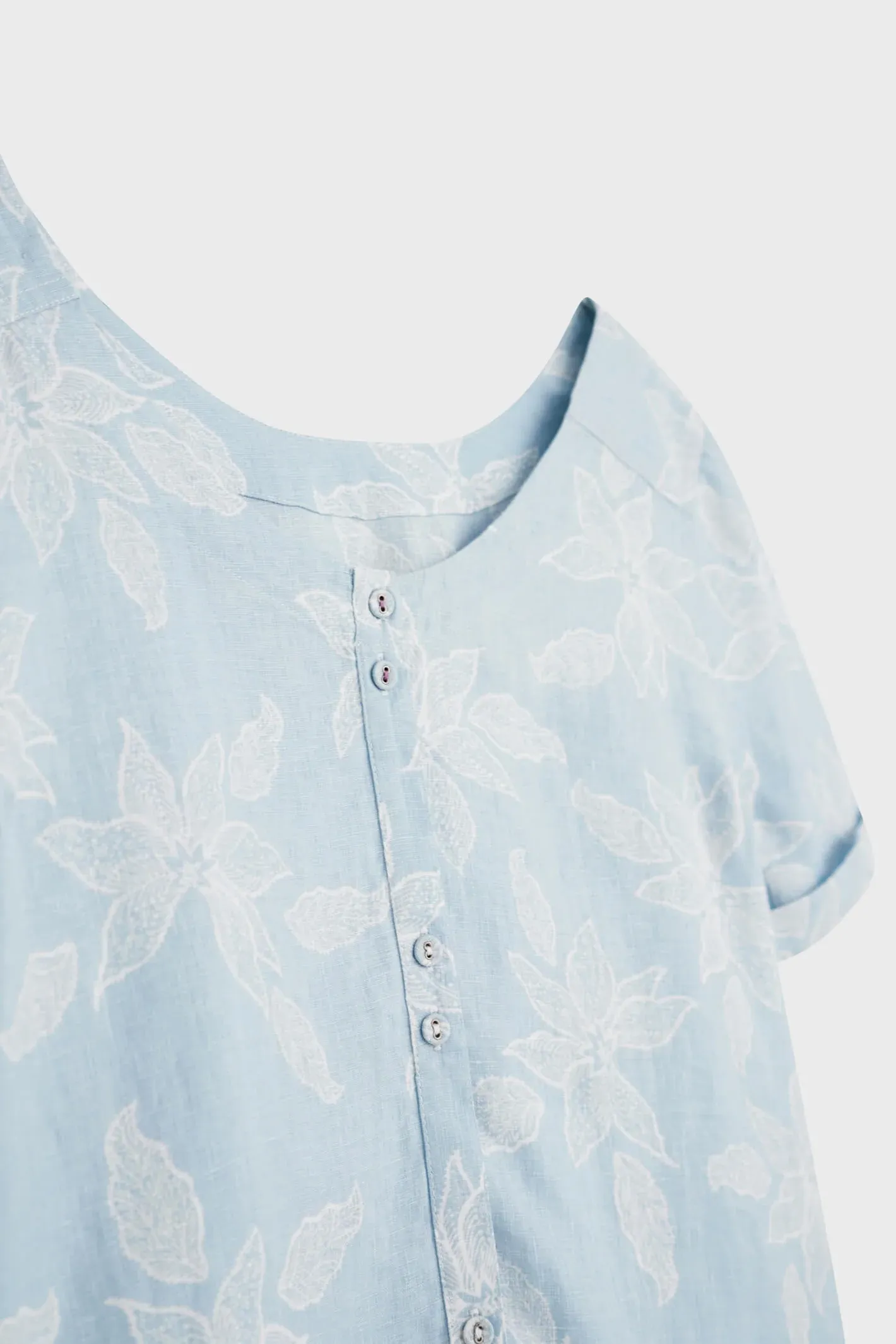 Womens Short Sleeve Edie Linen Top in Blue Floral PR